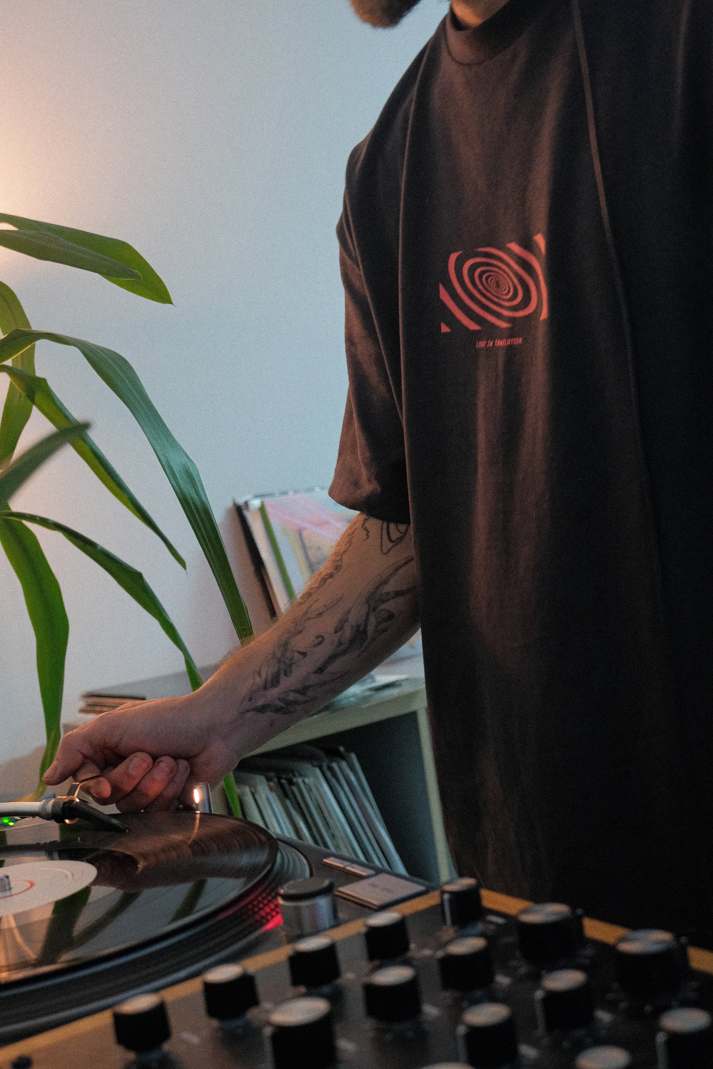 Tanzform x Pablo Permanent // Lost In Tanzlation - Tshirt Red