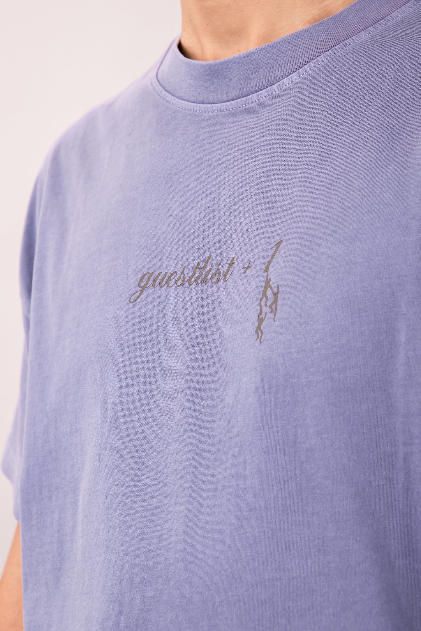 Guestlist+1 Tshirt - Violet