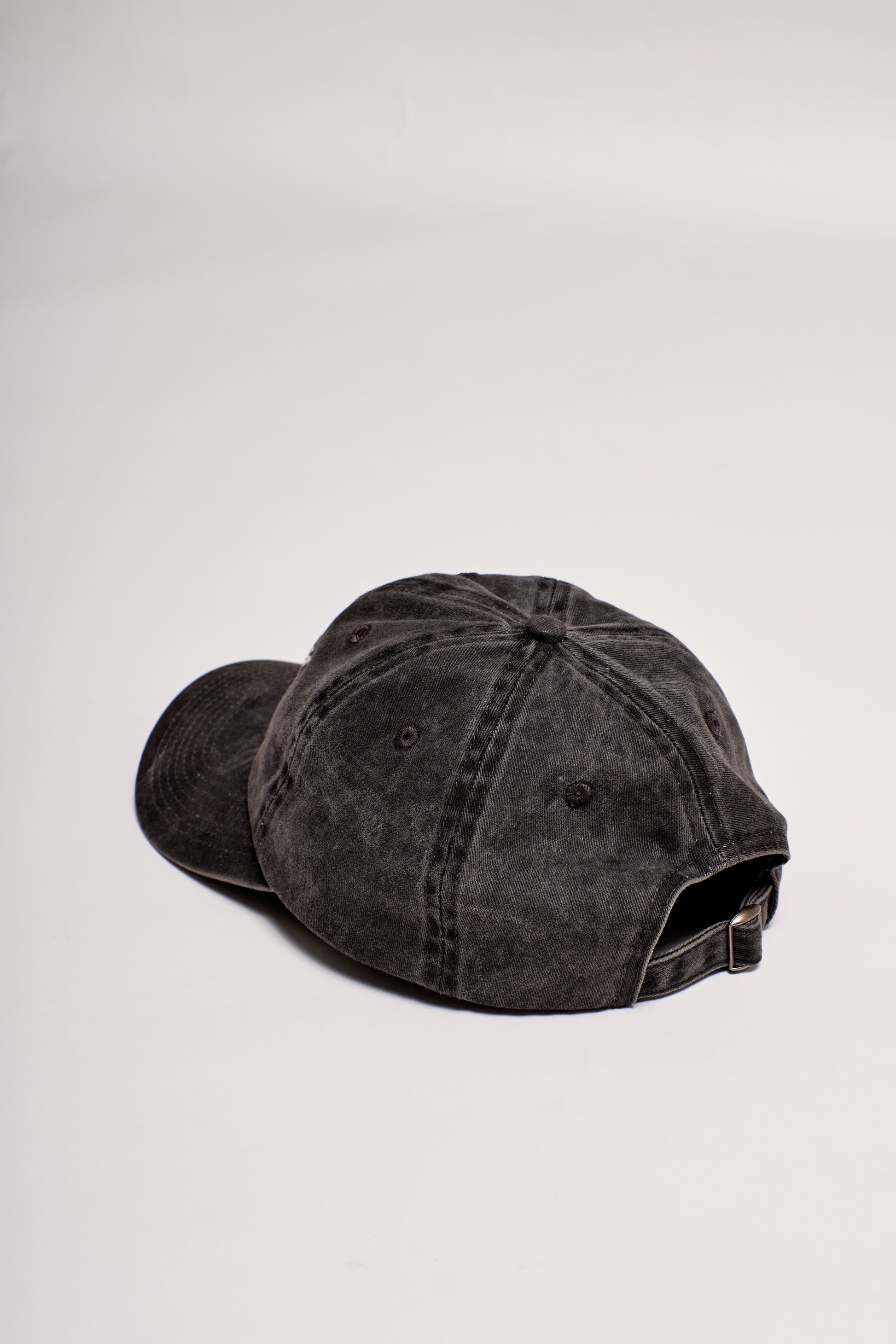 back of grey tanzform cap